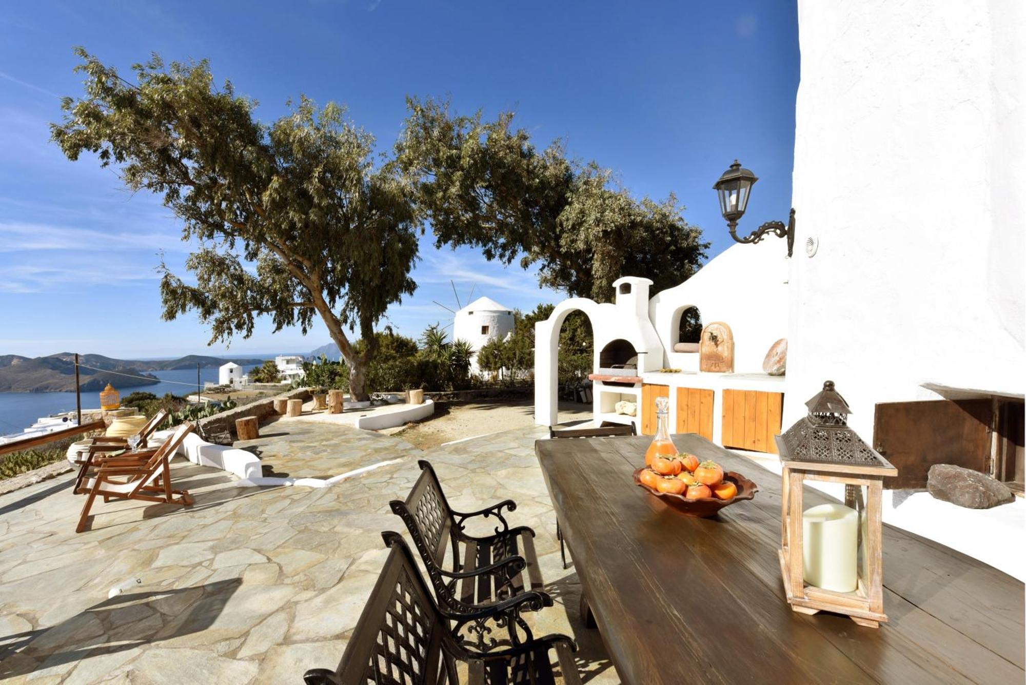 Anastasia'S Windmill And Anastasia'S Studio Plaka  Exterior photo
