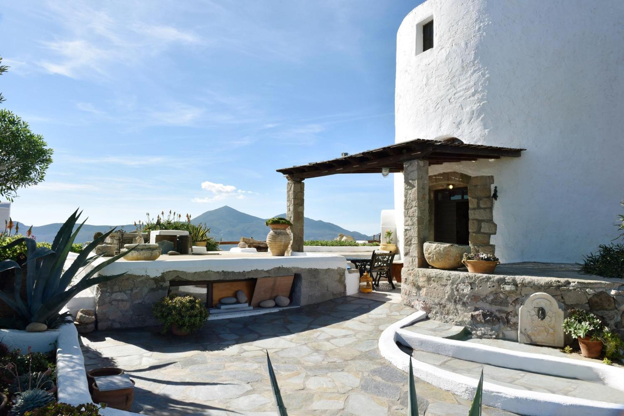 Anastasia'S Windmill And Anastasia'S Studio Plaka  Exterior photo