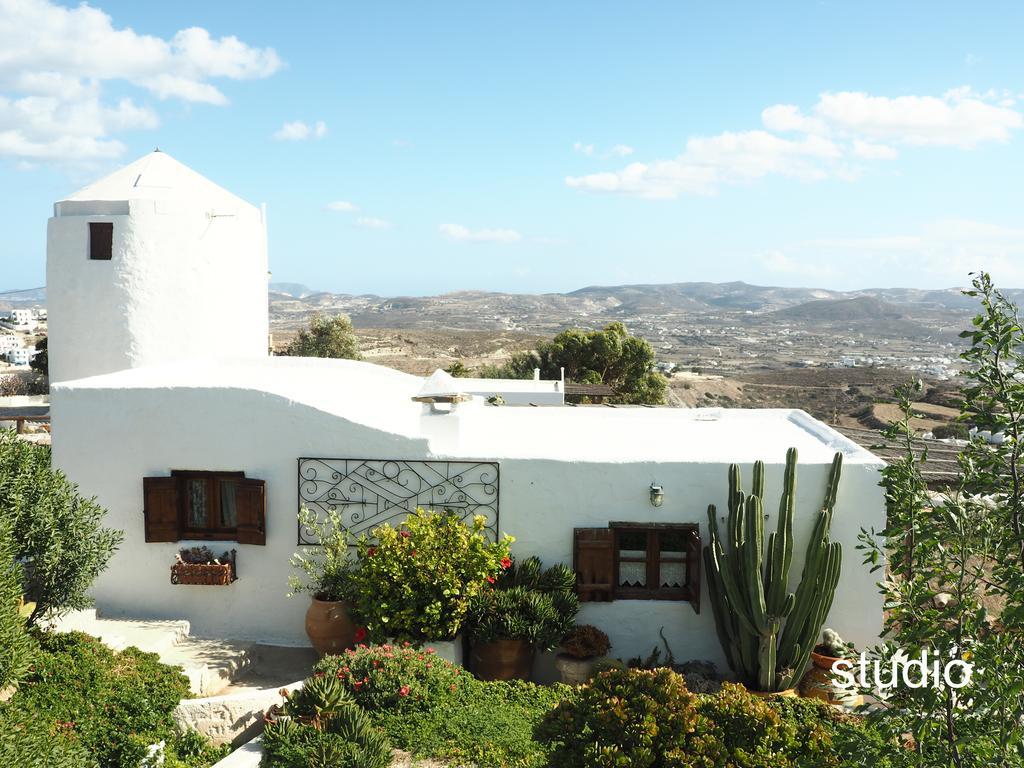 Anastasia'S Windmill And Anastasia'S Studio Plaka  Exterior photo