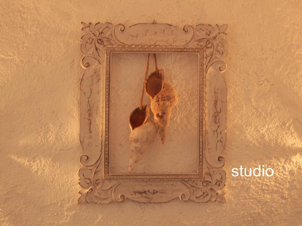 Anastasia'S Windmill And Anastasia'S Studio Plaka  Exterior photo